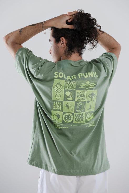 Camiseta Agroecológica Solar Punk Grama - Fit Oversized