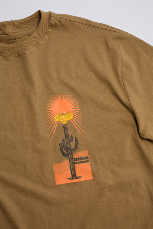 Camiseta Agroecológica Mandacaru Terra - Fit Oversized