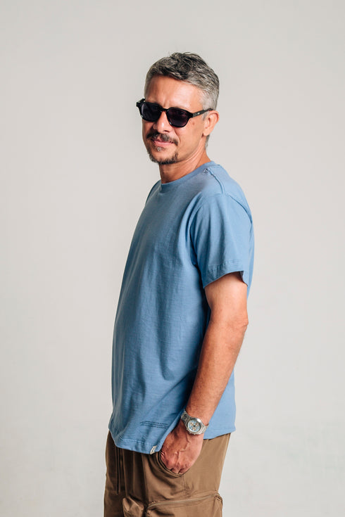 Camiseta Básica Agroecológica - Fit Regular - Azul Jenipapo