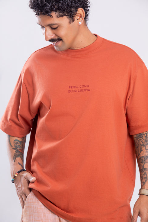 Camiseta Agroecológica Sativa – Cor Laranja Batata Doce – Fit Oversized