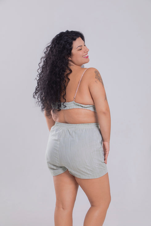 Shorts Agroecológico Tibau – Cor Verde Abobrinha