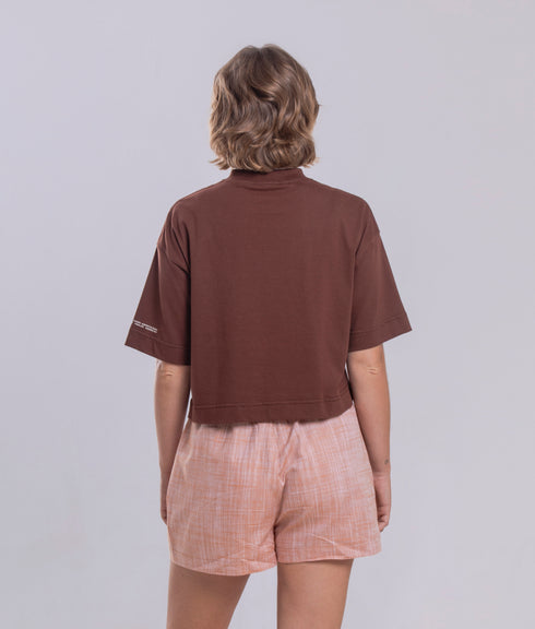 Camiseta Básica Agroecológica - Fit Cropped - Marrom Macaxeira