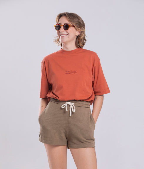 Camiseta Agroecológica Sativa – Cor Laranja Batata Doce – Fit Oversized