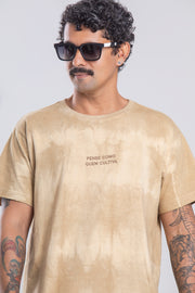 Camiseta Agroecológica Pense Como Quem Cultiva – Tie Dye Natural  – Fit Regular